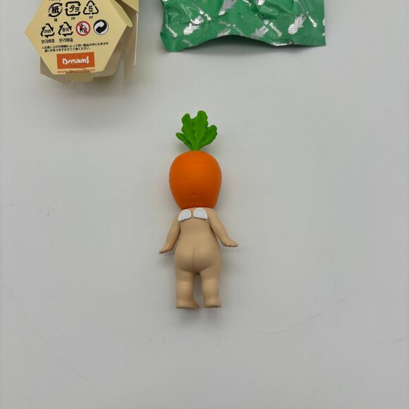 Sonny Angel Vegetable Series, Carrot, Authentic Collectible Mini Figure NEW - Picture 2 of 3